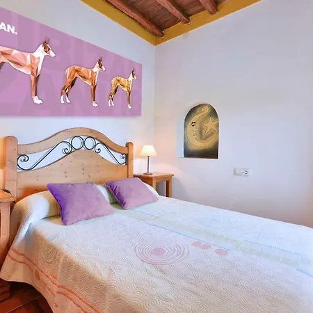 Colonial Wifi, Private Swimmingpool, Aircon *